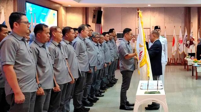 Ketua Umum Komite Olahraga Nasional Indonesia (KONI) Pusat, Letjen TNI (Purn) Marciano Norman, secara resmi melantik kepengurusan KONI Provinsi Kepulauan Bangka Belitung, Rabu (13/5/2026). (KONI)