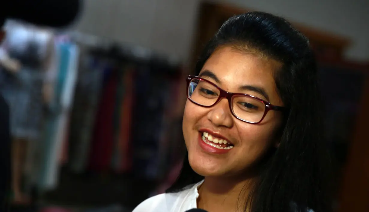 Iriana Jokowi Kunjungi Tuty Adib Untuk Fitting Baju (M. Akrom Sukarya/Bintang.com)