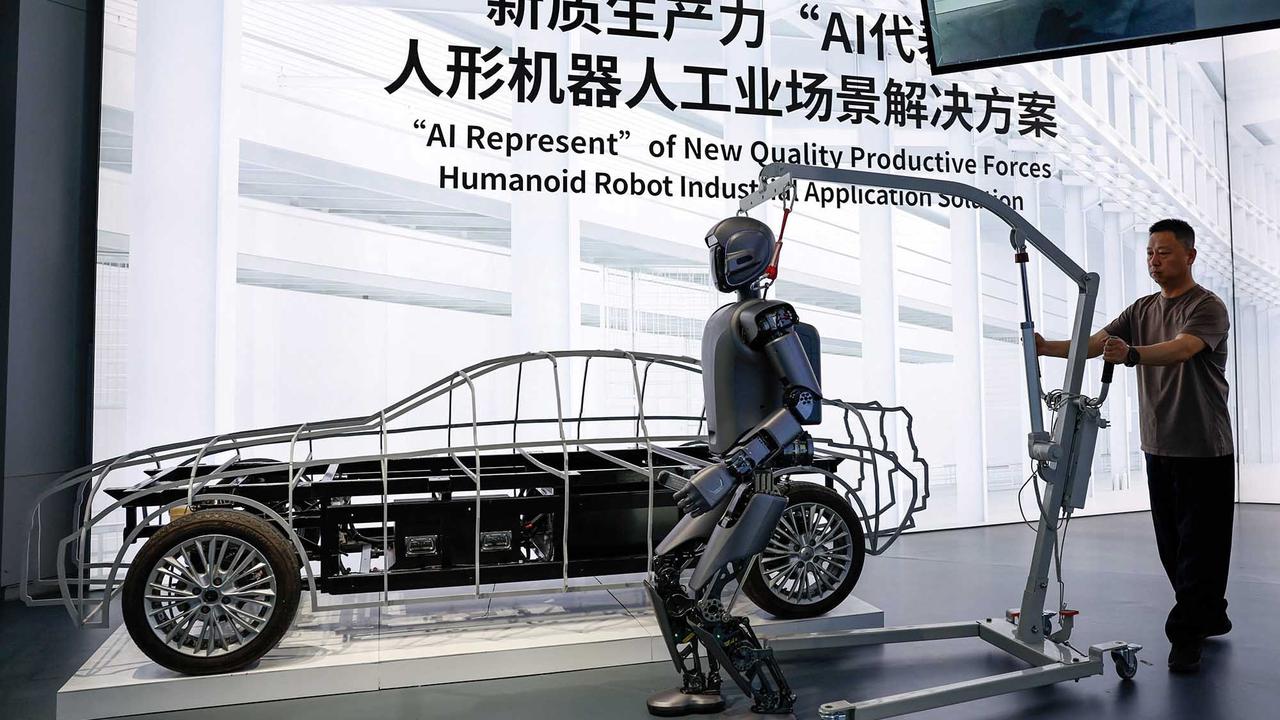 FOTO: Canggihnya Robot Robot Humanoid di Kawasan Industri Robotika Beijing