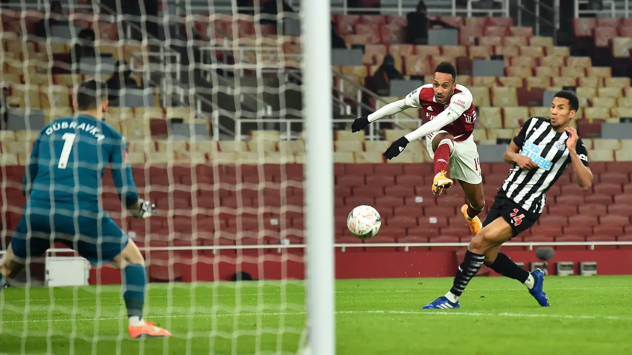 FOTO: Arsenal Butuh Extra Time Untuk Taklukkan Newcastle United 2-0