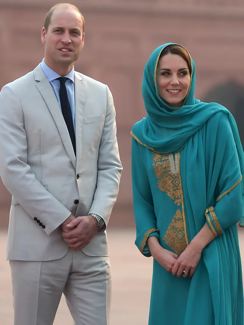 Kate Middleton Kunjungi Masjid Pakistan