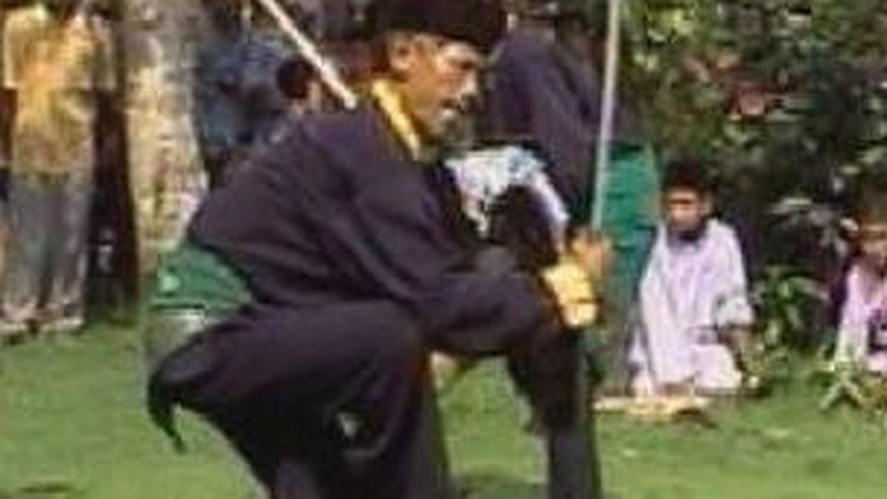 Mengenal Silat Perisai, Seni Bela Diri Asal Kampar yang Punya Sejarah Panjang