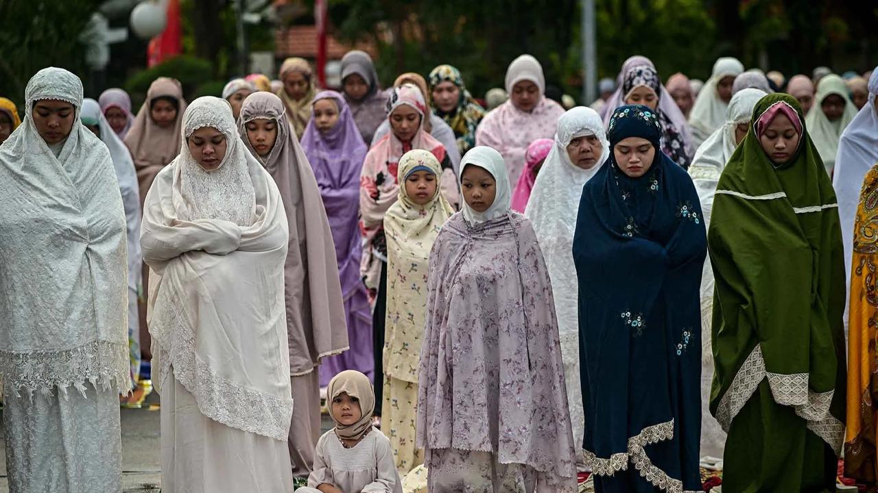 FOTO: Suasana Shalat Iduladha di Sejumlah Daerah