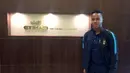 Raheem Sterling berada di Etihad Airways Lounge sebelum terbang menuju Gold Coast untuk bertemu tim Manchester City. (Twitter.com)