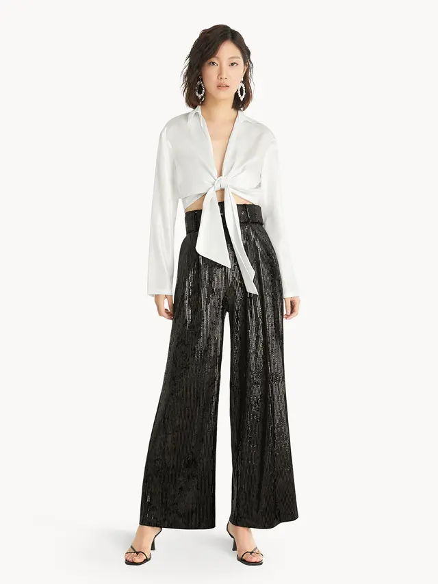 Busana liburan akhir tahun