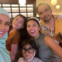 Meisya Siregar bersama keluarga (Instagram/meisya_siregar)