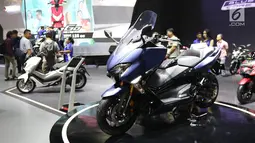 Motor dipamerkan dalam Indonesia Motorcycle Show (IMOS) 2018 di JCC, Jakarta, Rabu (31/10). Selain pameran, IMOS 2018 juga akan memberikan ruang edukasi berbagai hal mengenai otomotif. (Liputan6.com/Angga Yuniar)
