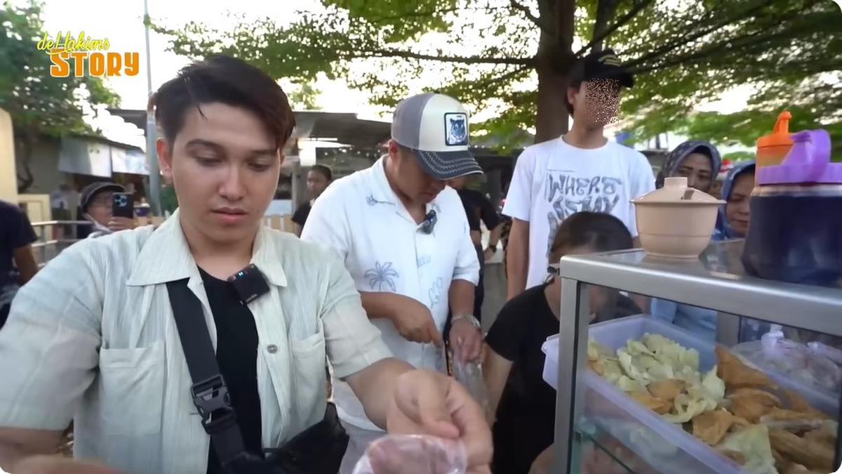 6 Potret Model Gerobak Jualan Bakso Cilok Artis Sidik Eduard, Simpel dan Rapi