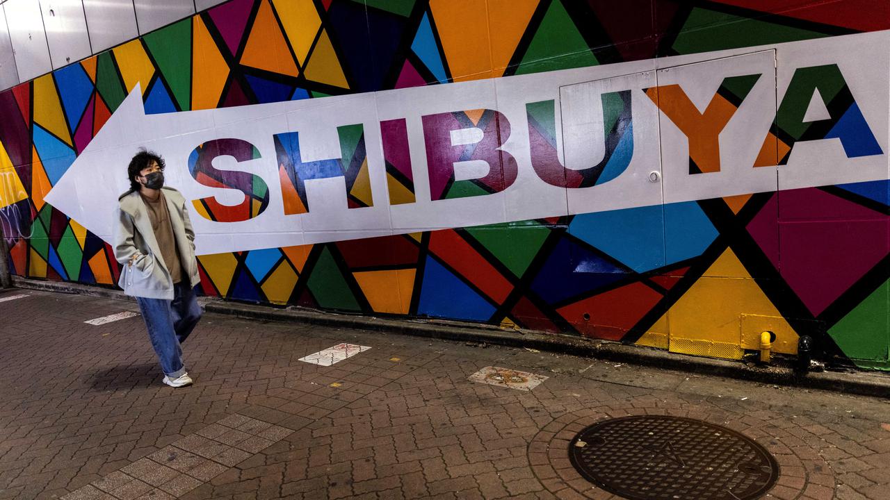 Suasana Malam di Tokyo Jelang Pemberlakuan Pembatasan Baru