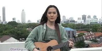 Sheryl Sheinafia - Ku Tunggu Kau Putus (Bintang Akustik).