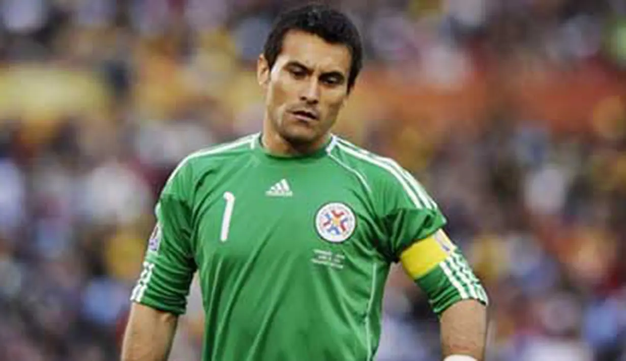Reaksi kapten dan kiper Paraguay Justo Villar di laga 16 besar PD 2010 melawan Jepang di Loftus Versfeld Stadium, Pretoria, 29 Juni 2010. AFP PHOTO / JUAN MABROMATA 