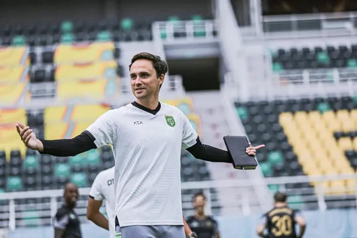 Bonek Datangi Latihan Persebaya, 3 Poin atas Arema FC Jadi Harga Mati