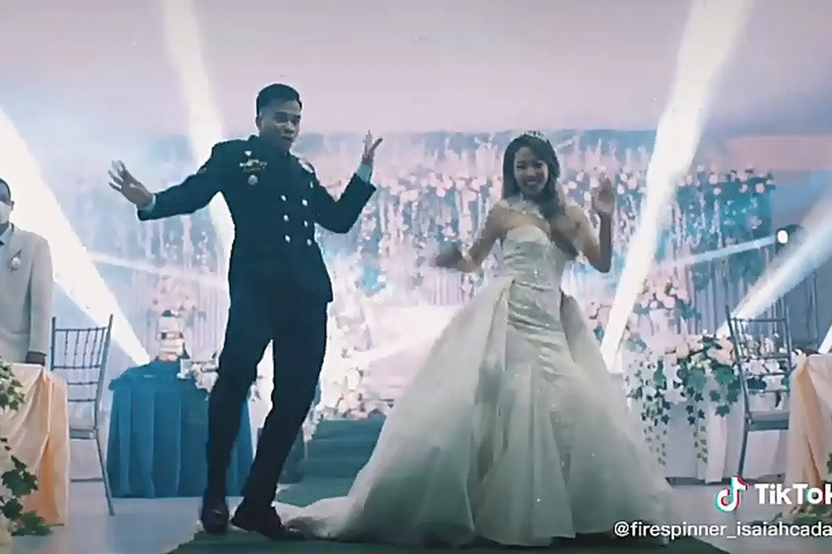 Viral Video Pengantin Joget K-Pop Saat Menikah, Aksi Mempelai Pria Jadi Sorotan