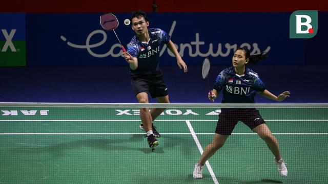 Foto: Duh, 3 Pasang Ganda Campuran Indonesia Langsung Angkat Koper di Hari Pertama Indonesia Open 2022