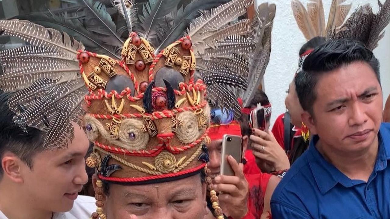 Prabowo Dukung Suku Dayak Dipermudah Masuk TNI-Polri