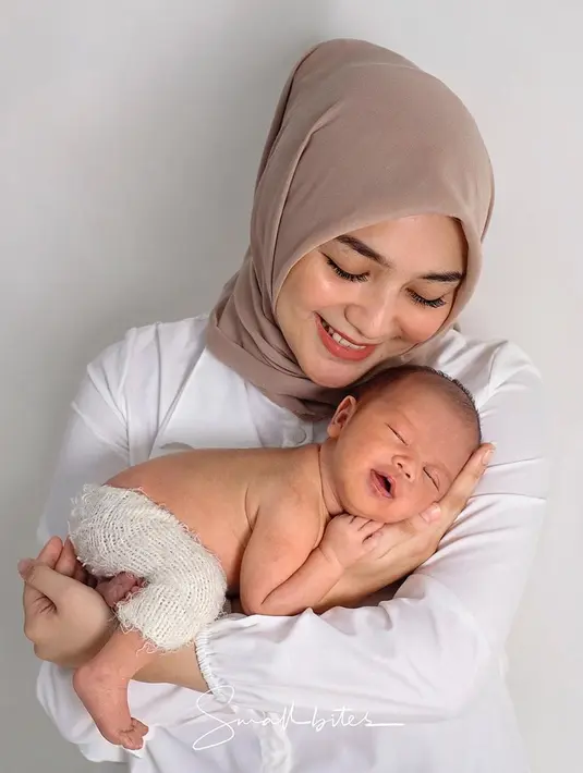 Anak Citra Kirana dan Rezky Aditya (Instagram/rittarrajagukguk)