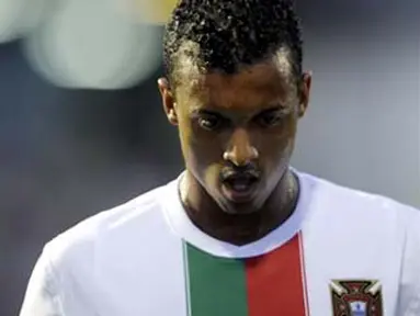 Reaksi gelandang serang Portugal Luis Cunha "Nani" di laga pemanasan PD 2010 melawan Kamerun di Sports Complex, Covilha, Portugal, 1 JUni 2010. Portugal unggul 3-1. AFP PHOTO / MIGUEL RIOPA 