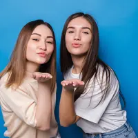 Ilustrasi Persahabatan Credit: pexels.com/Gustavo