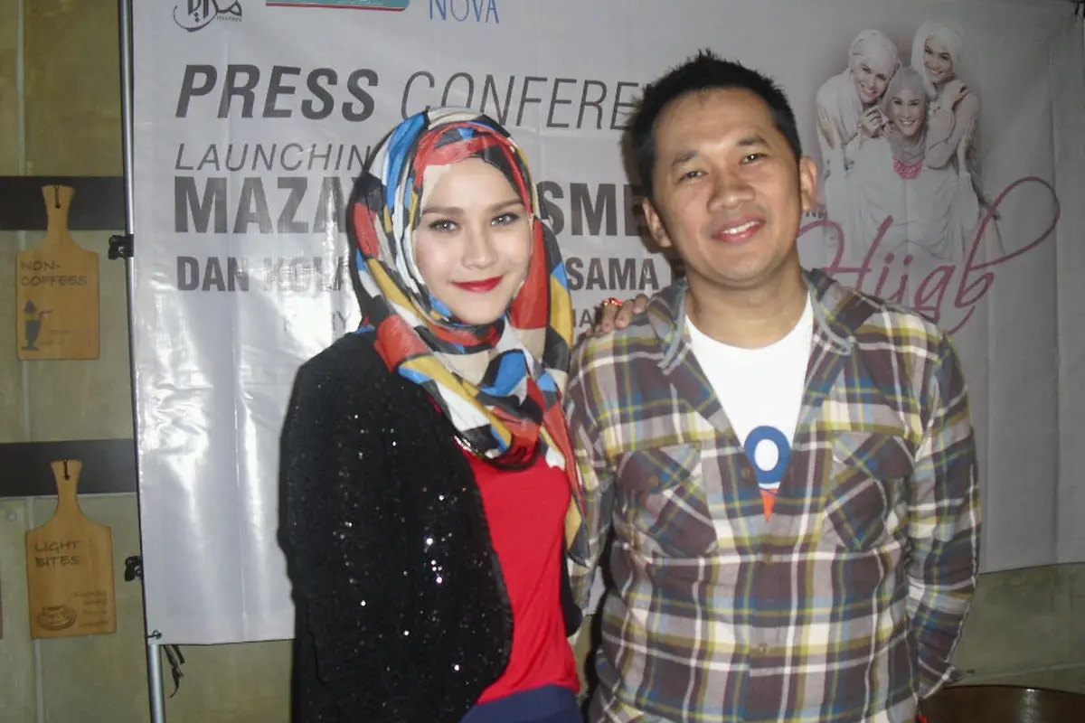 Bikin Film Baru, Hanung Bramantyo Gandeng Istri dan Adik Ipar