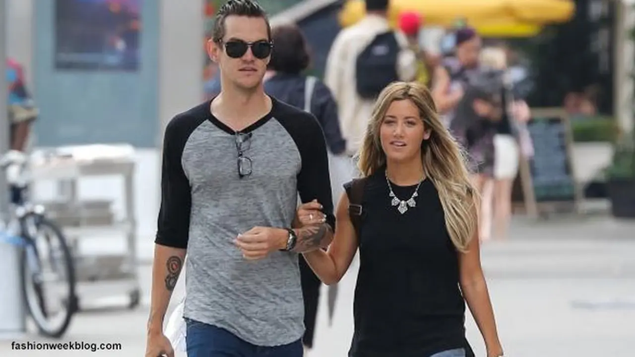 ashley-tisdale-christopher-french-130810