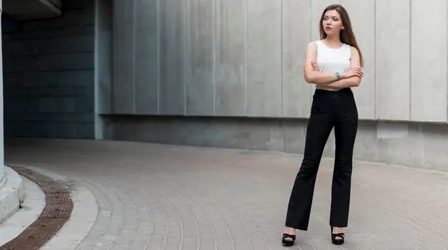 Cara Bikin Mantan Gagal Move On dengan Elegan, Trik Psikologis biar Dia Kepikiran Terus