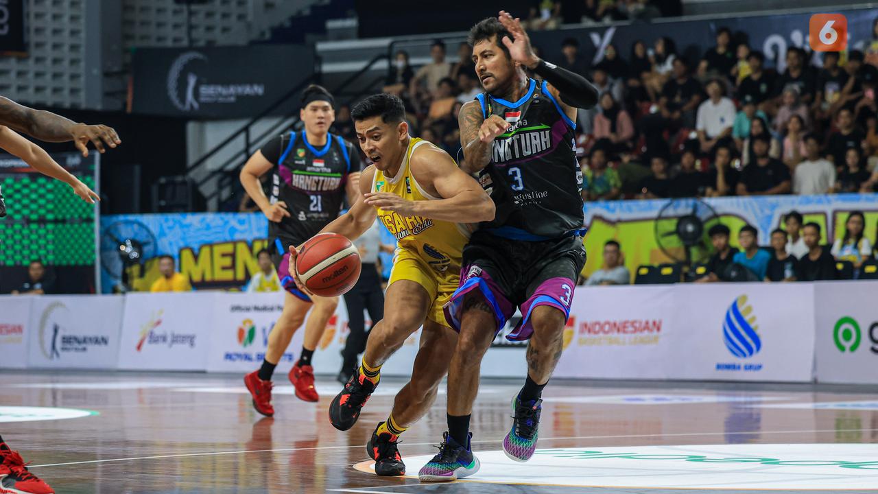 Kesatria Bengawan Solo vs Amartha Hangtuah Jakarta, IBL 2024