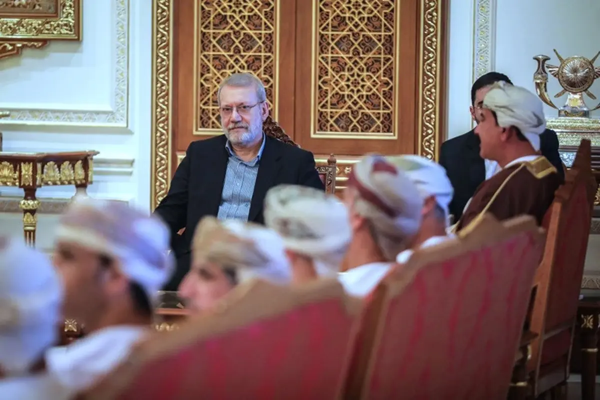 Sekretaris Dewan Keamanan Nasional Tertinggi Iran Ali Larijani di Muscat, Oman, Selasa (10/2/2026).