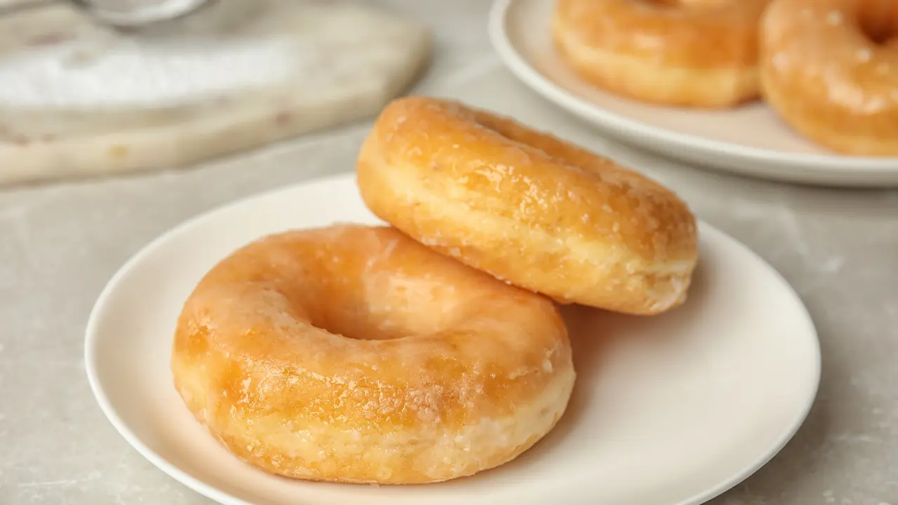 donat white ring