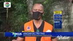 Petugas BNPB membantu evakuasi dua jasad yang meninggal dunia di tangki truk bermuatan pupuk cair. Kejadian berawal dari sopir truk akan mengisi pupuk cair ke dalam tangki truk, namun karena tidak sengaja menghirup sisa gas dari pupuk hingga jatuh pi...