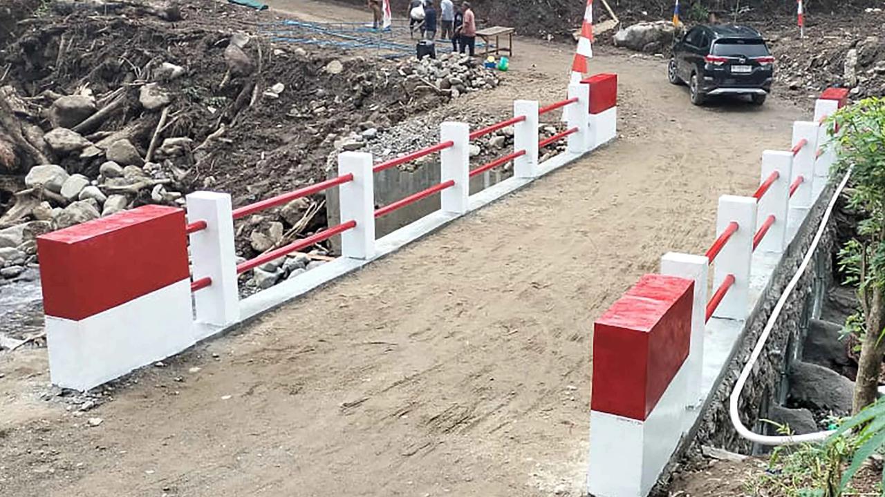 FOTO: Jembatan Aramco Aek Sibontor Kembali Buka Akses Warga Padangsidimpuan