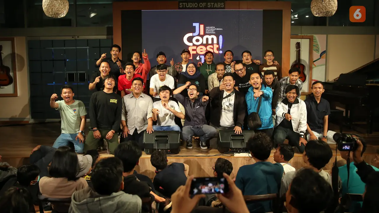 [Fimela] Jicomfest stand up comedy