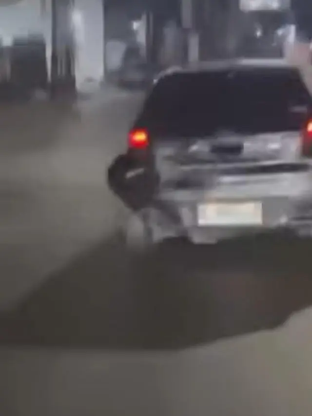 Mobil dikemudikan anggota TNI diduga tabrak lari di Semarang. (tangkapan layar video media sosial).