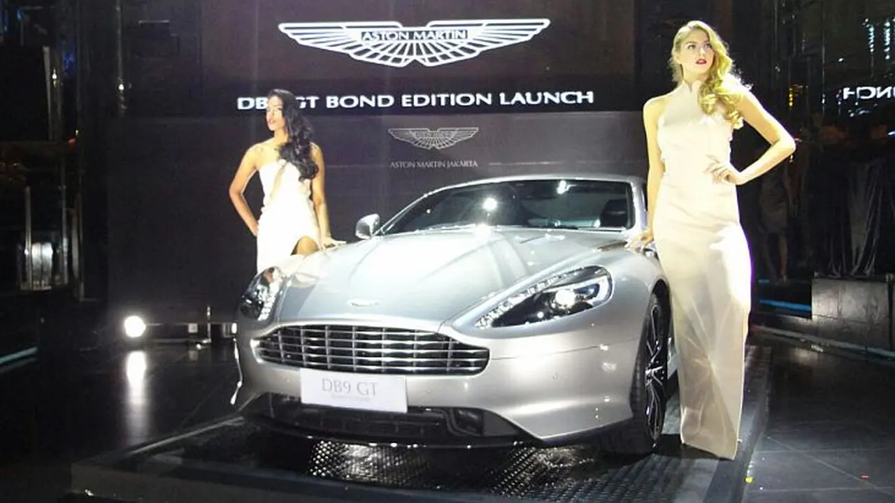 Pembeli Aston Martin DB9 Edisi James Bond Misterius