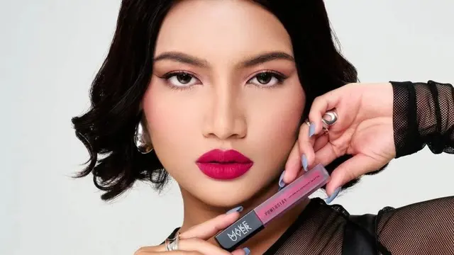 Tidak Harus Memilih Satu Gaya, Sesuaikan Makeup dengan Karakter