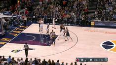 Utah Jazz mengalahkan Chicago Bulls dengan skor 110-80 dalam lanjutan pertandingan NBA 2017-2018.