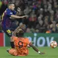 Jordi Alba saat membela Barcelona (LLUIS GENE / AFP)