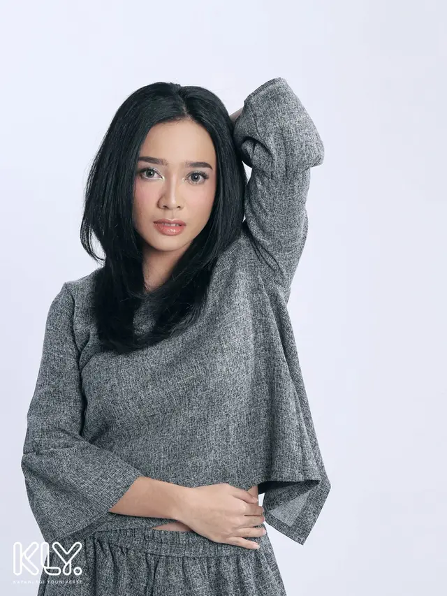 [Fimela] Dhea Ananda B1