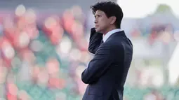 Akio Kogiku memulai karier kepelatihannya di Cerezo Osaka sejak lulus kuliah pada 1998 dengan menangani Tim U-18 Cerezo. Setelah itu, Kogiku sempat menjadi pemandu bakat serta asisten pelatih di Cerezo Osaka. (J.LEAGUE)