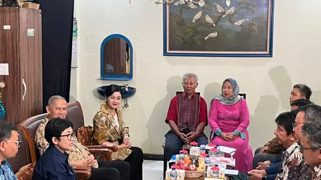 Pejabat Sementara (Pjs.) Ketua sekaligus Wakil Ketua Dewan Komisioner OJK Friderica Widyasari Dewi