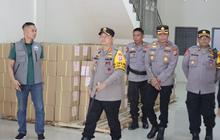 Ratusan Ribu Logistik Pilkada Tersimpan di Gudang KPUD Siak, Polri Maksimalkan Pengamanan