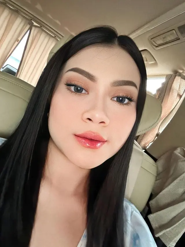 Potret selebgram Hanum Mega