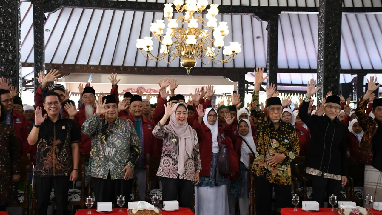 Pelepasan jemaah haji asal Purbalingga. (Foto: Kominfo Purbalingga)