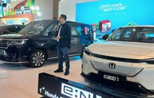 Honda Stepwgn e:HEV dan e:N1 Memperkenalkan Diri untuk Pertama Kalinya di GIIAS Bandung 2024.