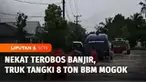 Gara-gara nekat menerobos banjir, ada dua truk tangki yang membawa 8 ton minyak industri mogok mesin di Kabupaten Bangka, Bangka Belitung. Banjir setinggi 1 meter juga merendam belasan rumah warga.