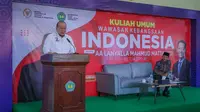 LaNyalla saat mengisi kuliah umum Wawasan Kebangsaan di Universitas Islam Darul Ulum Lamongan, Selasa (20/12/2022). (Istimewa)