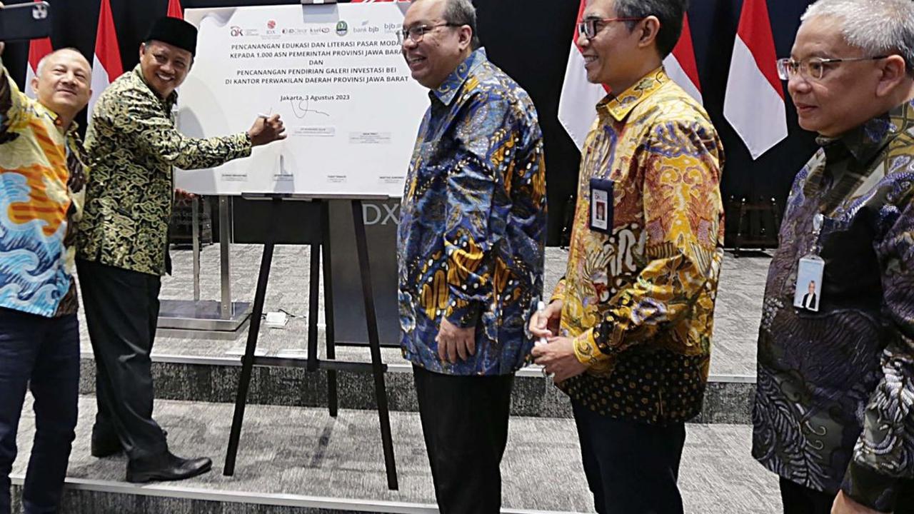 Selain itu, diharapkan pula agar ke depannya sinergi serta kolaborasi antarpemangku kepentingan di Indonesia dapat semakin meningkat dan seluruh pihak dapat semakin berperan aktif dalam mengembangkan pasar modal Indonesia.