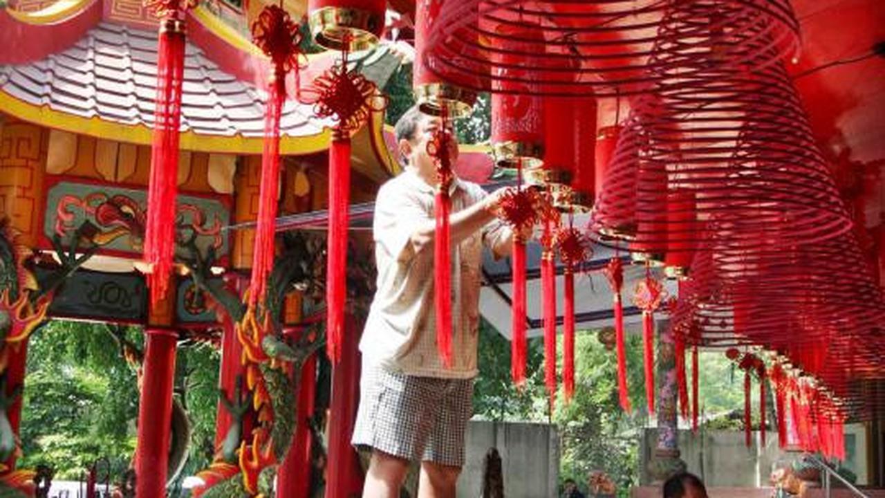 Jelang Imlek, Vihara Amurva Bhumi dipercantik