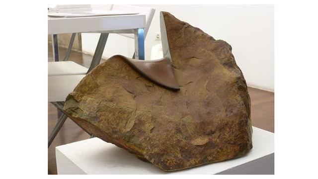 6 Bentuk Batu Karya Seniman Ini Unik, Prosesnya Bikin Bertanya-Tanya