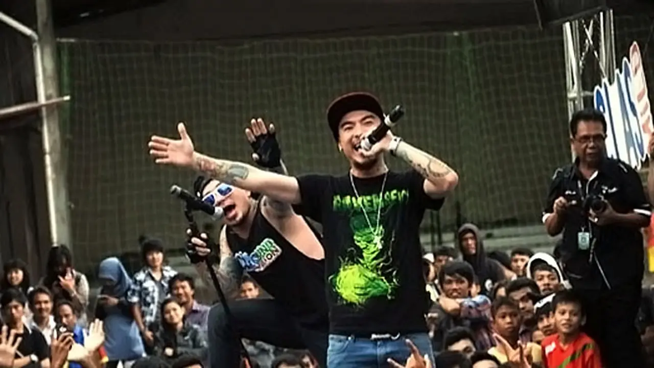 sain-loco-131029c.jpg