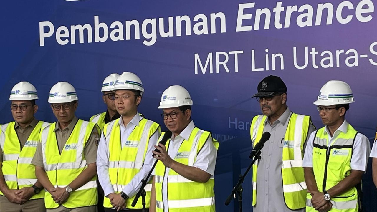 Pramono Anung Resmikan Groundbreaking Entrance Stasiun Harmoni MRT Fase 2A